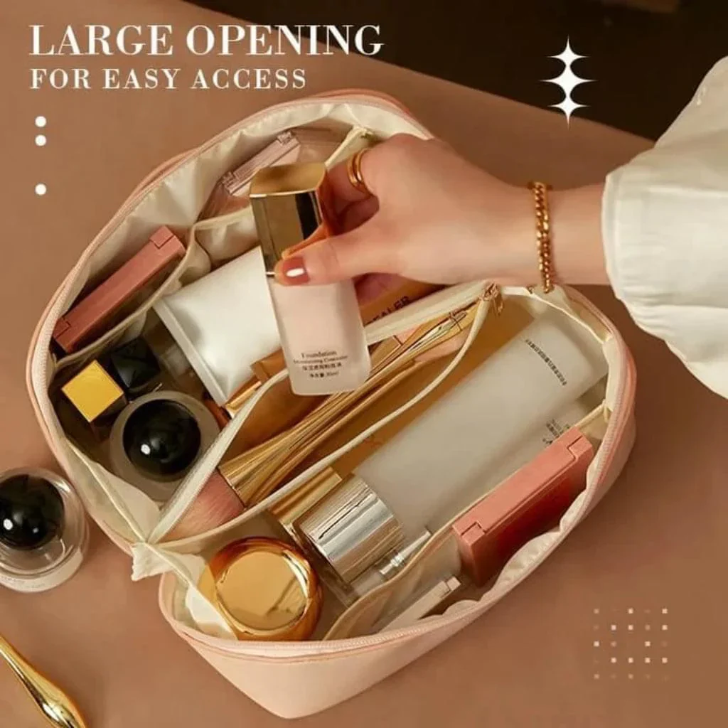 MAKEUP TRAVEL BAG - (Buy 1 Get 1 Free) 😍.g - Image 8