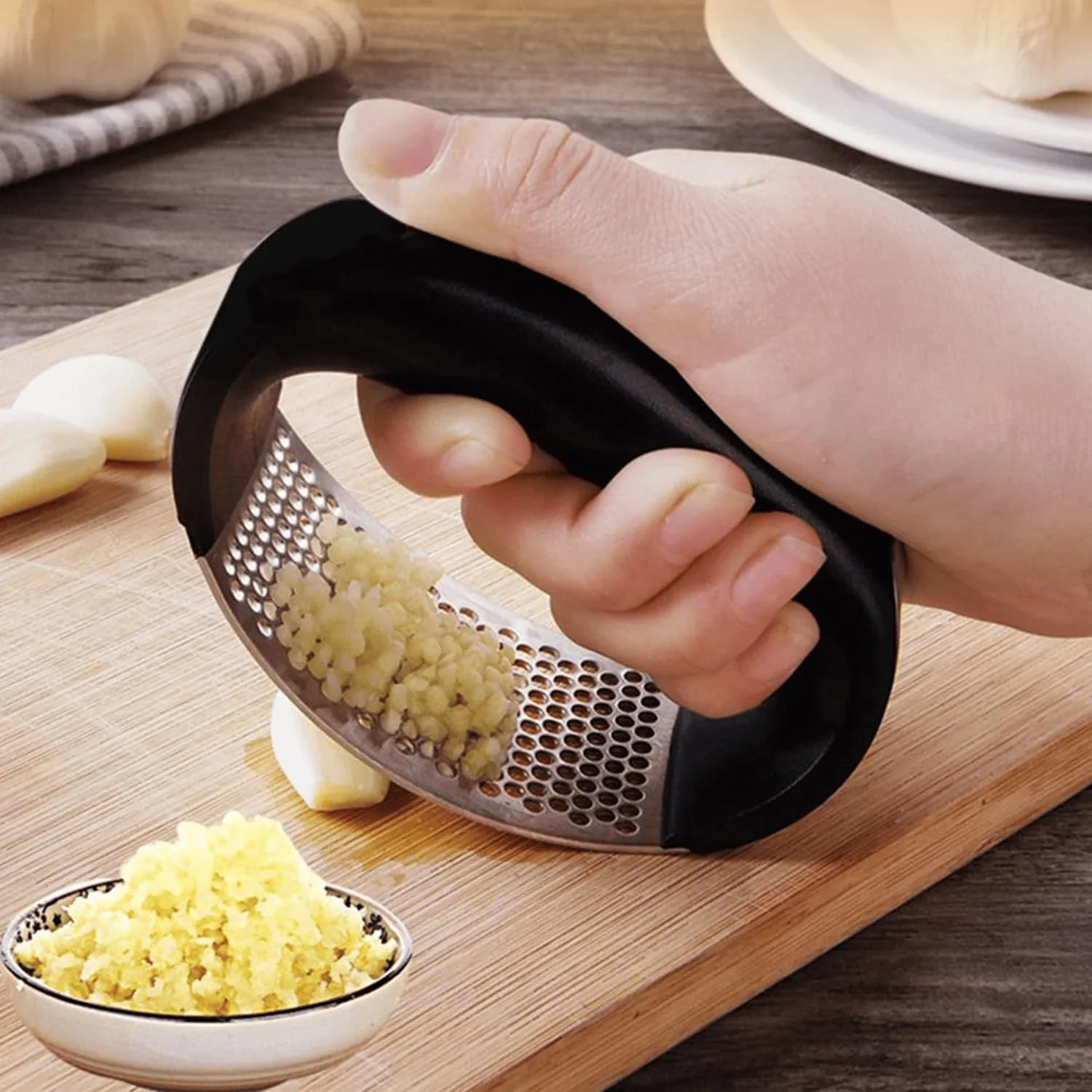 Premium Garlic Crusher – Easy, Quick & Mess-Free (Pack of 2)- .g - Image 11